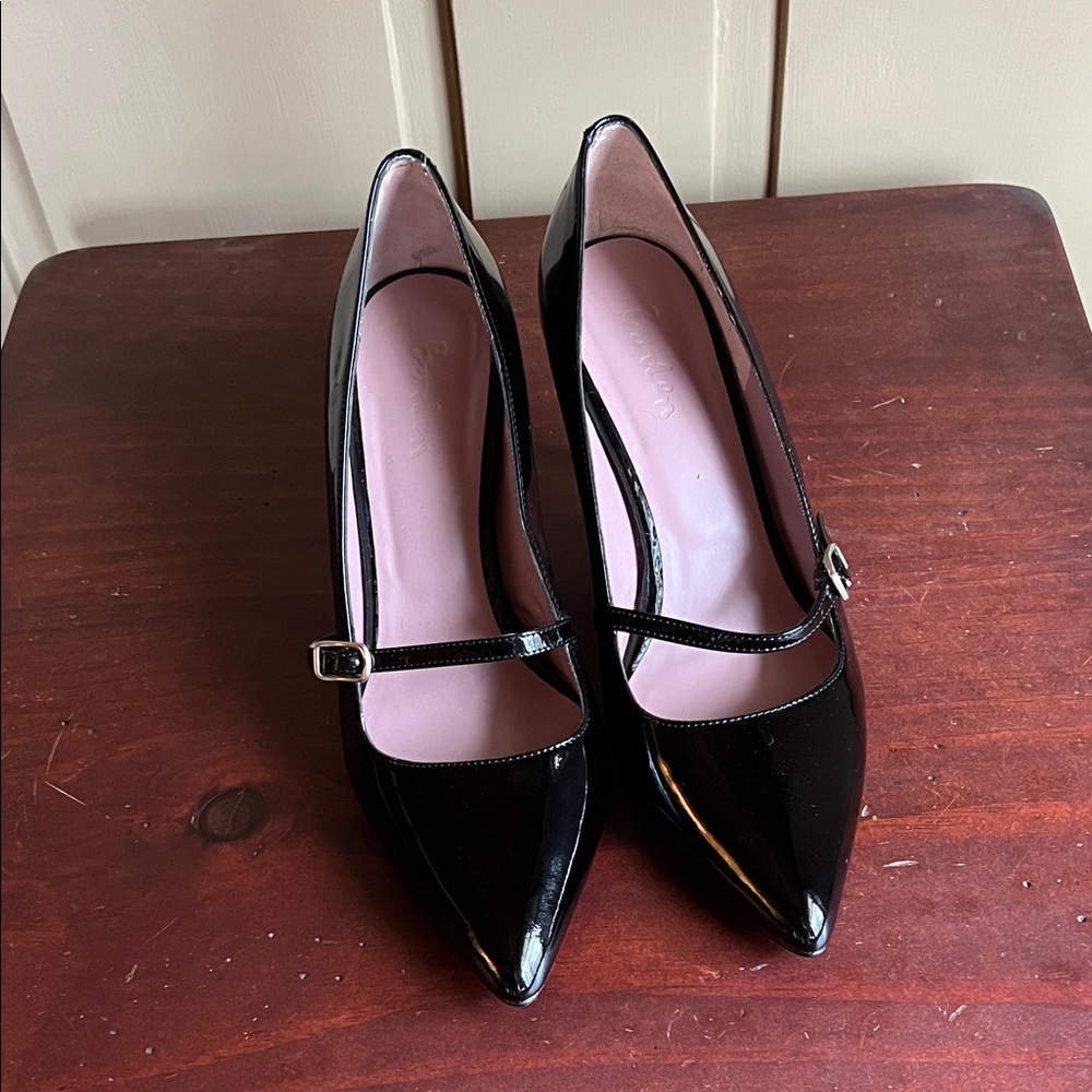Elegant Black Mary Jane Heels